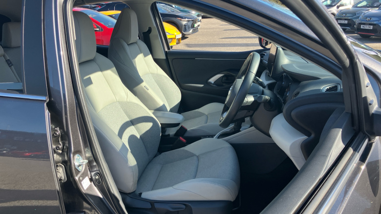 Toyota Yaris 1.5 Hybrid Excel 5dr CVT Hybrid Hatchback